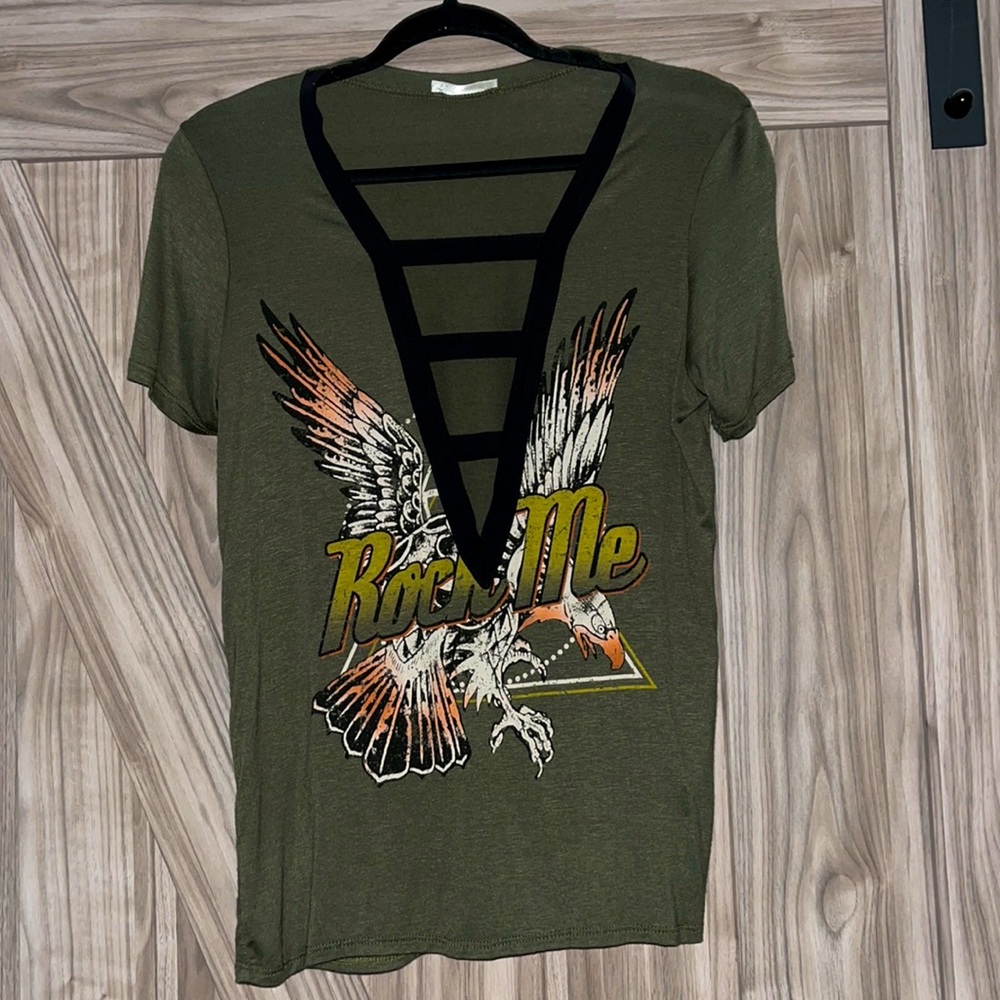 Graphic Tee- Rock Me